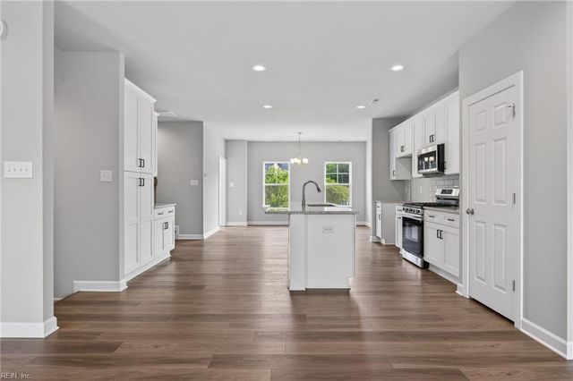 621 Commonwealth BLVD, Yorktown, VA 23693