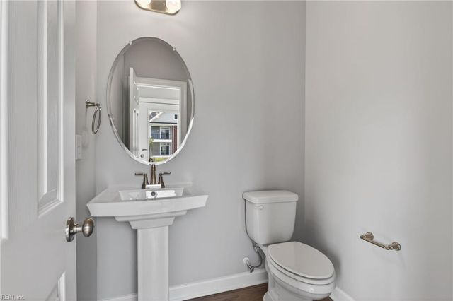 621 Commonwealth BLVD, Yorktown, VA 23693