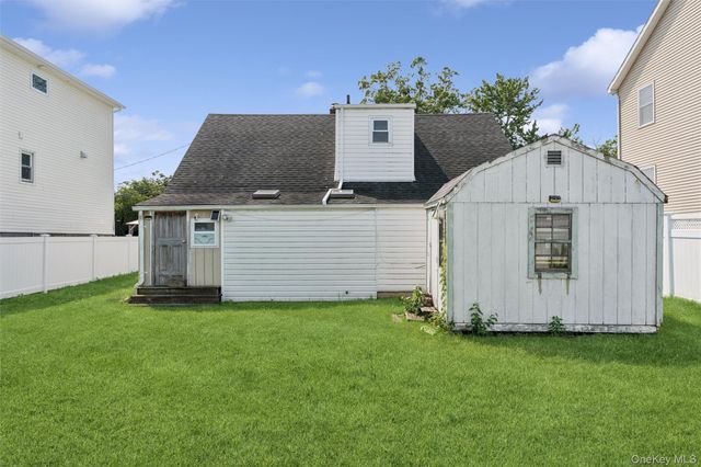 404 Front Street, Bellmore, NY 11710
