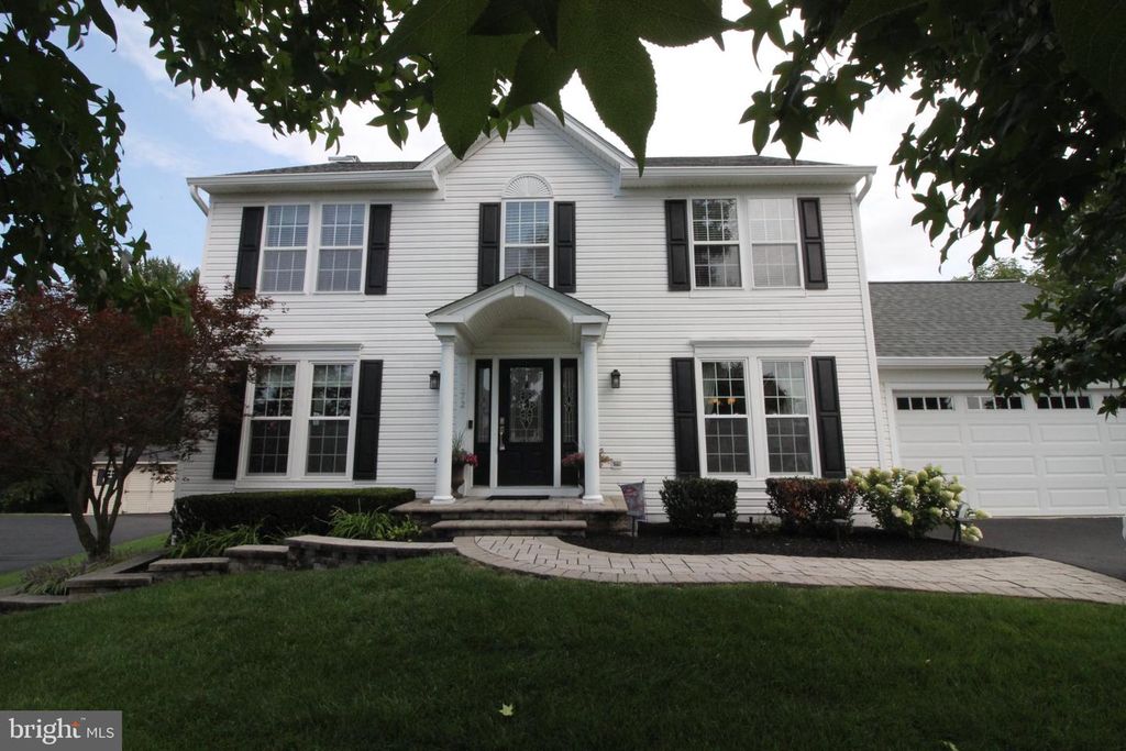 172 BUTTERCUP BLVD, WARRINGTON, PA 18976 — photo 2