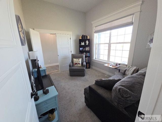 5078 E Allcott Drive, Iona, ID 83427