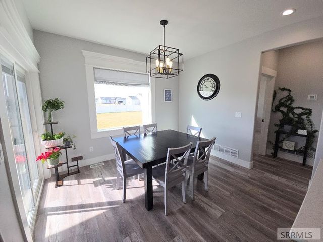 5078 E Allcott Drive, Iona, ID 83427