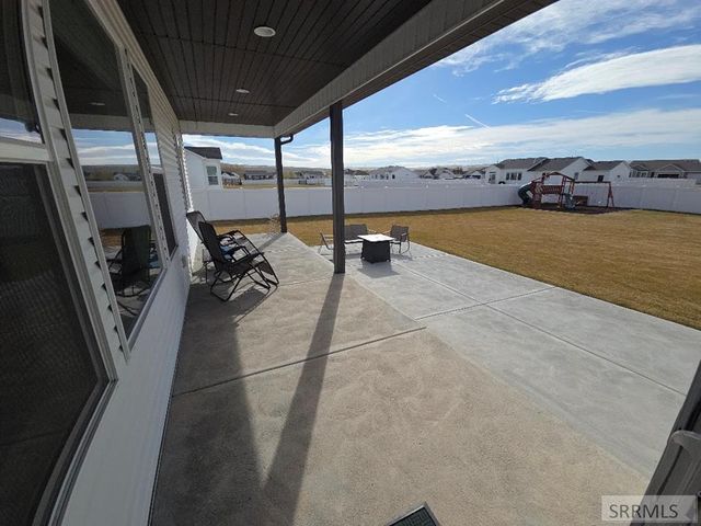 5078 E Allcott Drive, Iona, ID 83427