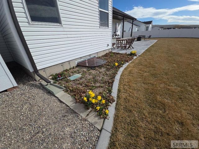 5078 E Allcott Drive, Iona, ID 83427