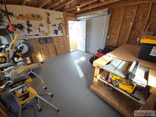 5078 E Allcott Drive, Iona, ID 83427