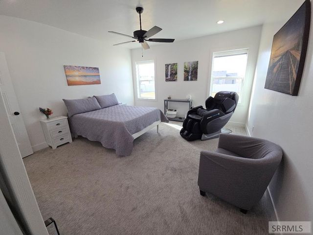 5078 E Allcott Drive, Iona, ID 83427