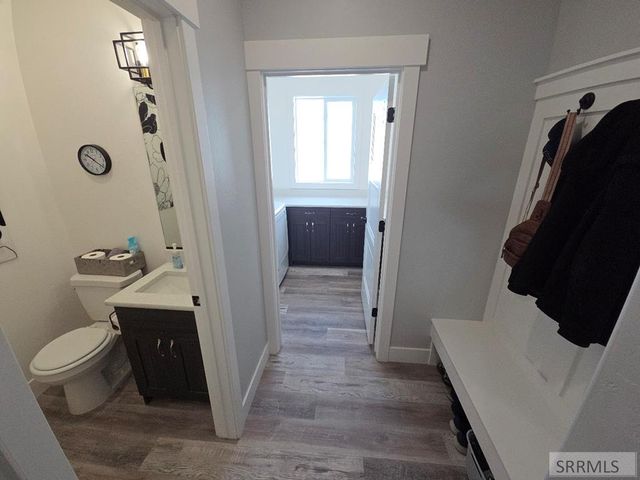 5078 E Allcott Drive, Iona, ID 83427