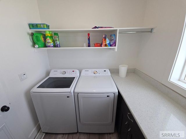 5078 E Allcott Drive, Iona, ID 83427