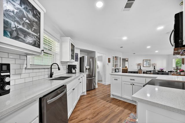 2208 Turtle Creek Drive, Sherman, TX 75092