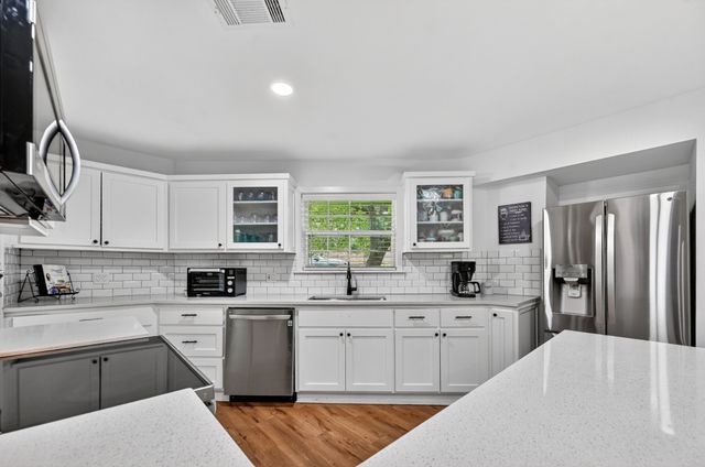 2208 Turtle Creek Drive, Sherman, TX 75092