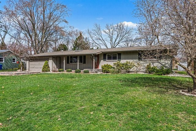 5260 Driftwood Avenue, Kalamazoo, MI 49009