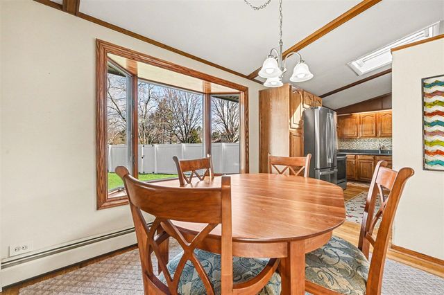 5260 Driftwood Avenue, Kalamazoo, MI 49009