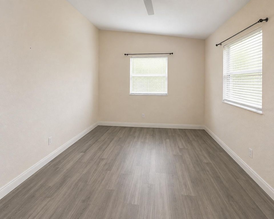 Image 8 of property listing at 223 HOPE CIRCLE, Orlando, FL 32811