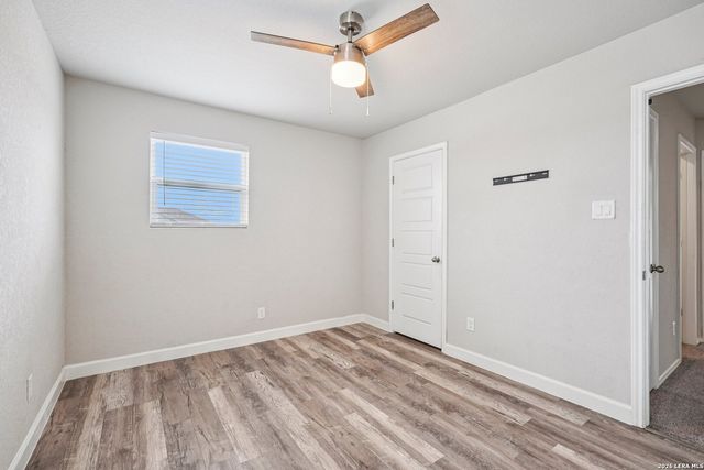 20039 Lonesome Dove, Lytle, TX 78052