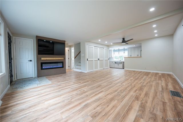 10 Terry Lane, Cheektowaga, NY 14225