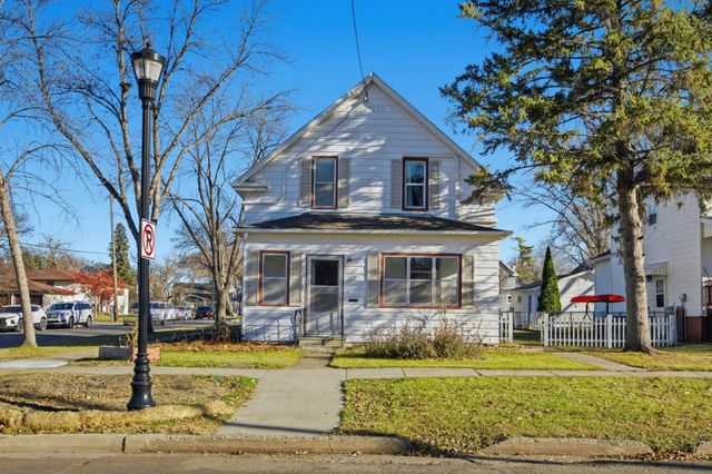 823 3rd Street N, Fargo, ND 58102