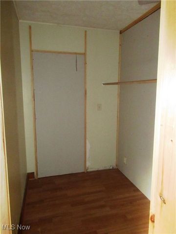 2007 Midlothian Boulevard, Youngstown, OH 44502