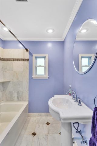 5095 Keiners Ln, Robinson Twp, PA 15205