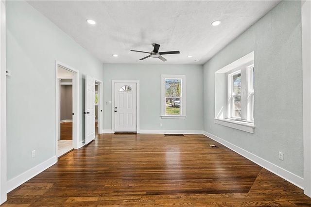 3040 N 51st Street, Kansas City, KS 66104