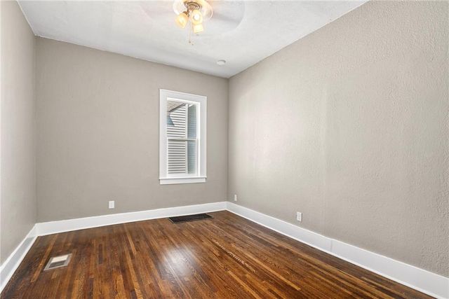 3040 N 51st Street, Kansas City, KS 66104