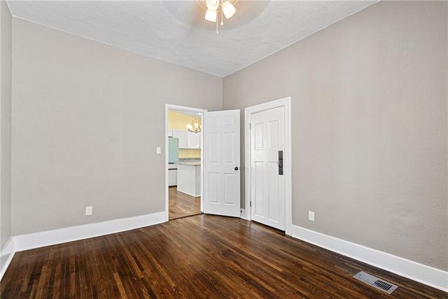 3040 N 51st Street, Kansas City, KS 66104