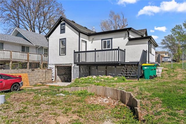 3040 N 51st Street, Kansas City, KS 66104