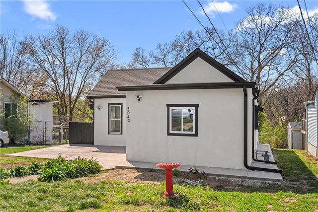 3040 N 51st Street, Kansas City, KS 66104