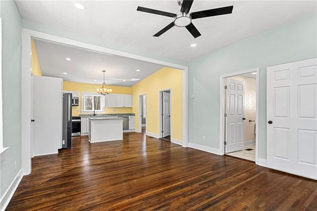 3040 N 51st Street, Kansas City, KS 66104