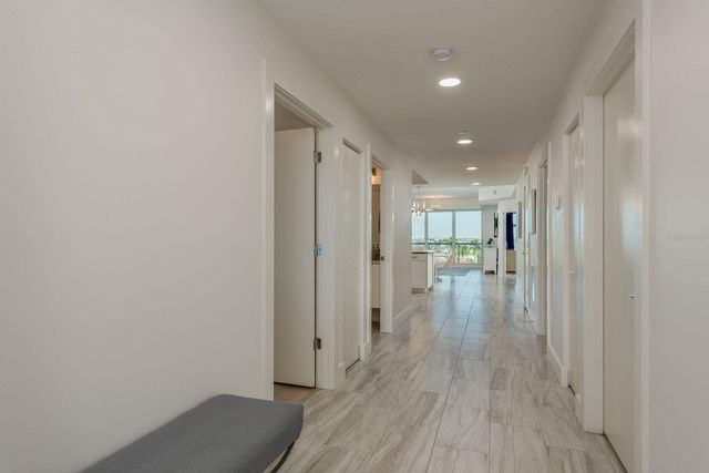 415 ISLAND WAY 402, Clearwater Beach, FL 33767