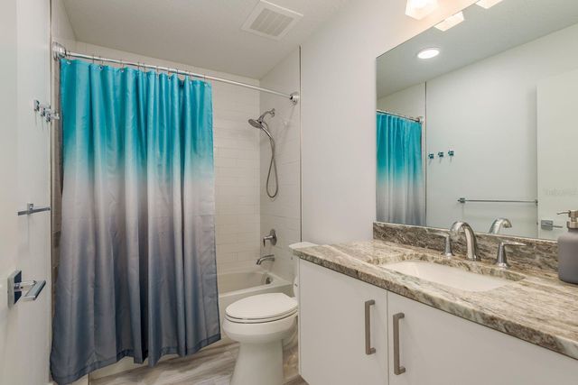415 ISLAND WAY 402, Clearwater Beach, FL 33767