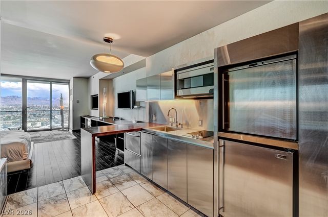 4381 West Flamingo Road 2807, Las Vegas, NV 89103