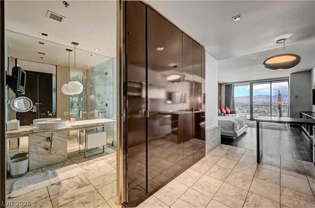 4381 West Flamingo Road 2807, Las Vegas, NV 89103