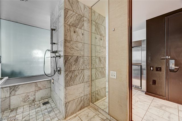 4381 West Flamingo Road 2807, Las Vegas, NV 89103