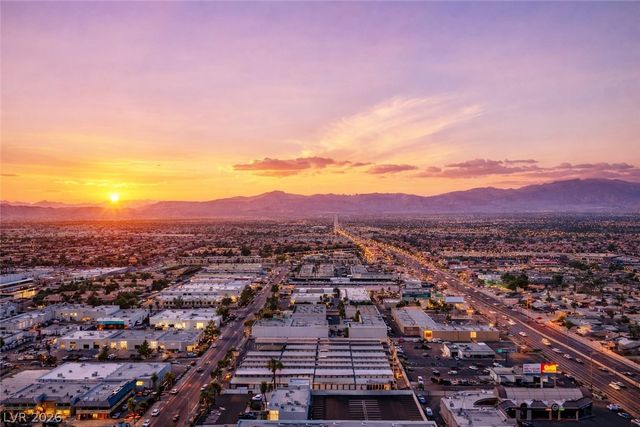 4381 West Flamingo Road 2807, Las Vegas, NV 89103
