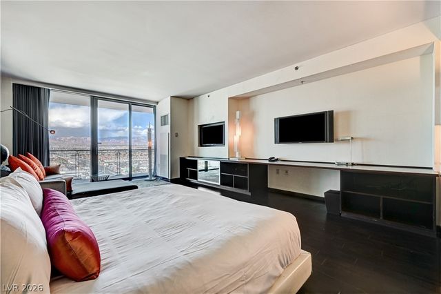 4381 West Flamingo Road 2807, Las Vegas, NV 89103