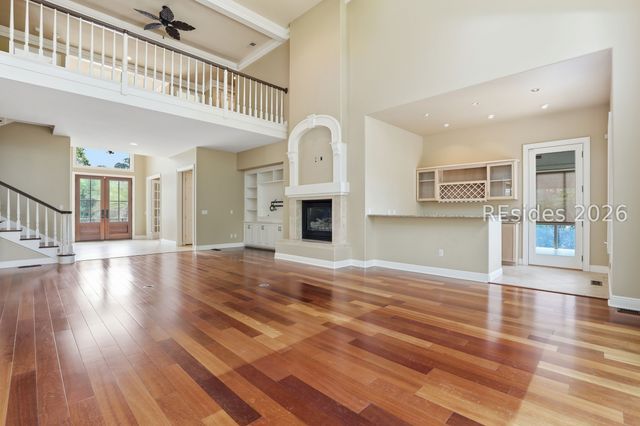 8 Leamington Ln, Hilton Head Island, SC 29928