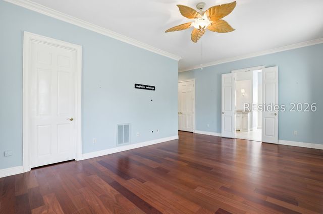 8 Leamington Ln, Hilton Head Island, SC 29928