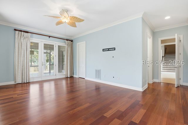 8 Leamington Ln, Hilton Head Island, SC 29928