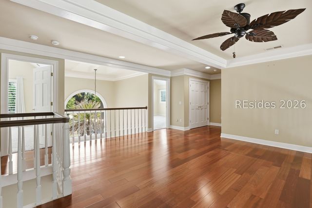 8 Leamington Ln, Hilton Head Island, SC 29928