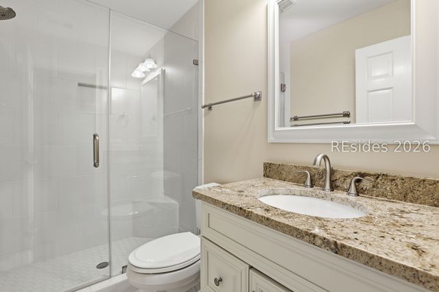 8 Leamington Ln, Hilton Head Island, SC 29928