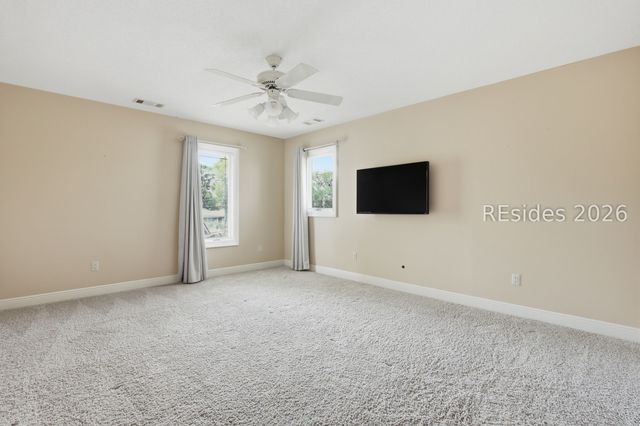 8 Leamington Ln, Hilton Head Island, SC 29928