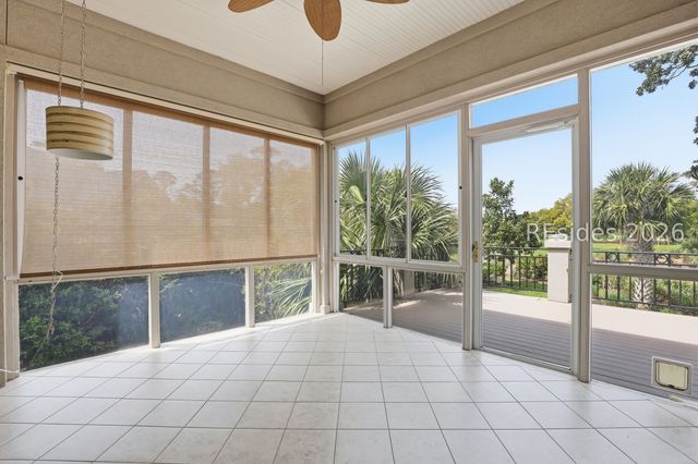 8 Leamington Ln, Hilton Head Island, SC 29928