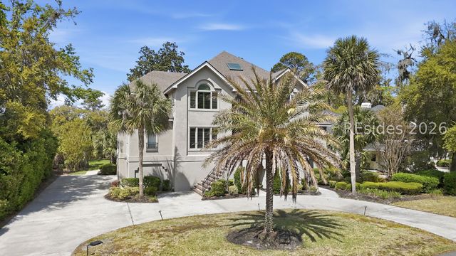 8 Leamington Ln, Hilton Head Island, SC 29928