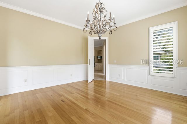 8 Leamington Ln, Hilton Head Island, SC 29928