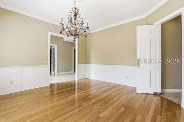 8 Leamington Ln, Hilton Head Island, SC 29928