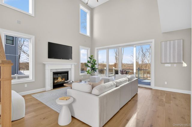 24 Wildwood Drive, Rock Tavern, NY 12575