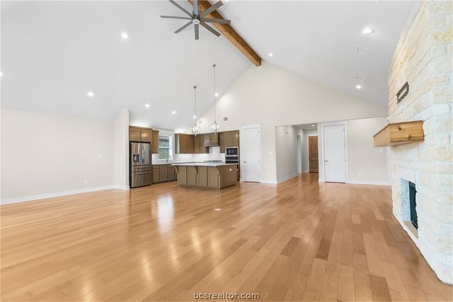 4209 Downton Abbey Avenue, College Station, TX 77845