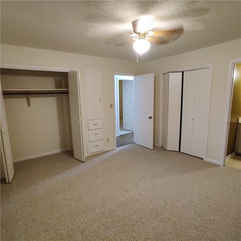 1351 N Stephens Avenue, Fayetteville, AR 72703