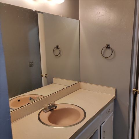 1351 N Stephens Avenue, Fayetteville, AR 72703