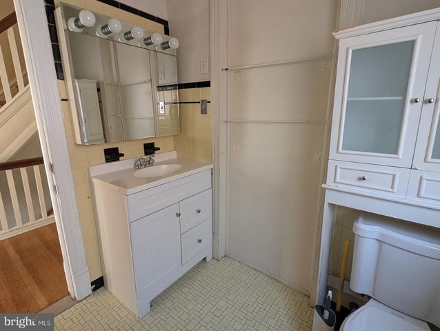 229 E MOUNT PLEASANT AVE, Philadelphia, PA 19119